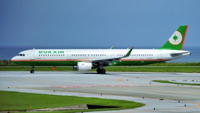 Eva Air, Taiwan, B321, B-16217, Taxi to TO