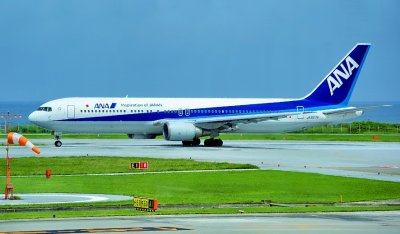 ANA's B-767/300, JA8578, TO Run