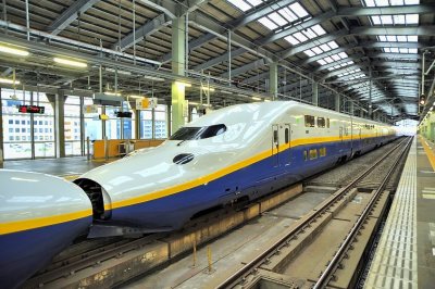 Double Decker Shinkansen To Be Phased Out