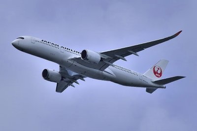 JAL, Airbus A350-900, JA05XJ, Final Approach