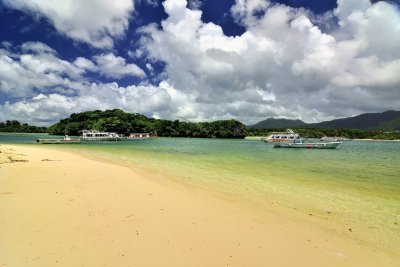 Kabira Bay, Rarelly Empty