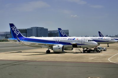 ANA, Airbus A320NEO, JA218A With Friends