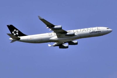 Lufthansa ,LH, Airbus A340-300X, D-AIGV Star Alliance Livery