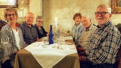 2019 - David, Howard, Marlene, Gloria, Jan & Sue at Le Moutardier du Pape - Avigno, Provence - France