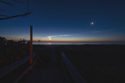 uD82_9010_CloudTracks.jpg
