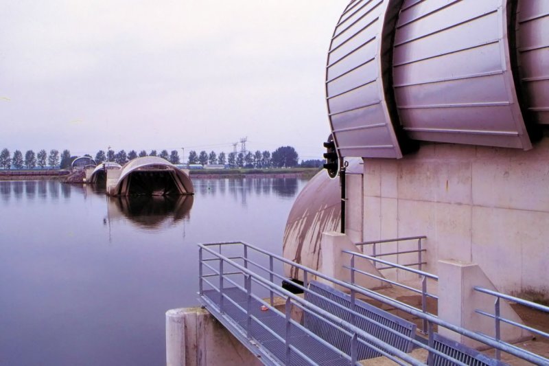 River 'De IJssel  - 2003
