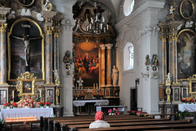 Praying woman