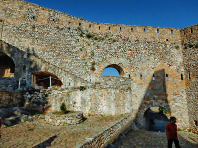 ntrieur de la forteresse Palamde