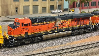 BNSF 7795, Athearn Genesis ES44DC.