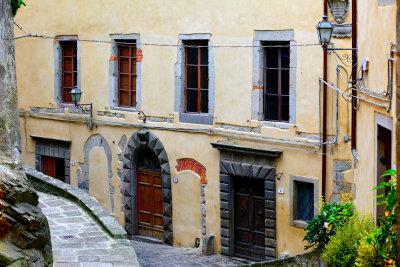 The winding streets of Arcidosso