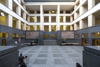 Prvnick fakulta Univerzity Karlovy (Faculty of Law of the Charles University)