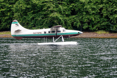 Float plane ready for take-off