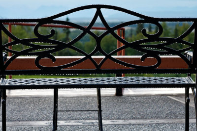 A bench on the verandah of the Talkeetna Alaskan Lodge