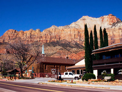 Springdale, gateway to Zion National Park