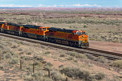 Burlington Northern Santa Fe 8115 travelling east