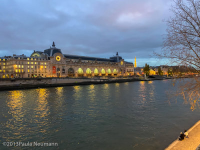 Musee D'Orsay at night