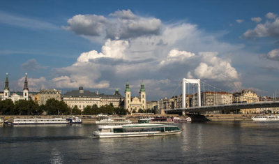 Elizabeth Bridge