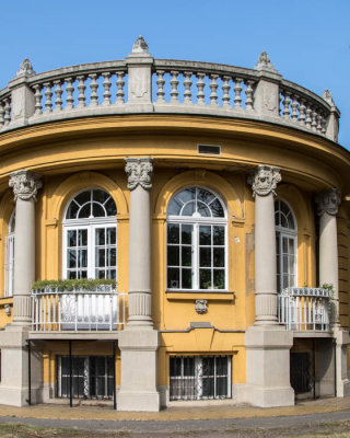 Szechenyi Thermal Bath