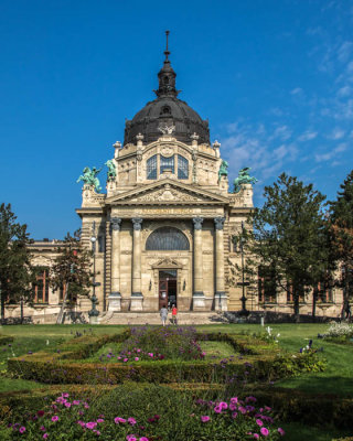 Szechenyi Thermal Bath