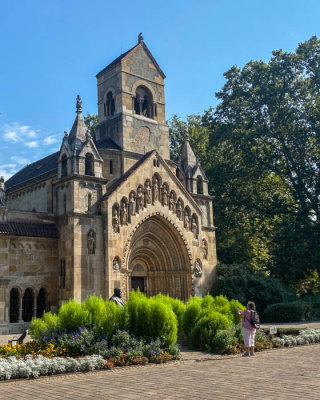 Church of Jak, Budapest City Park
