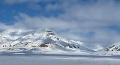 Landscape near Longyearbyen