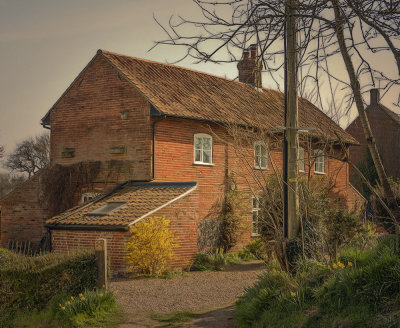 a country cottage.jpg