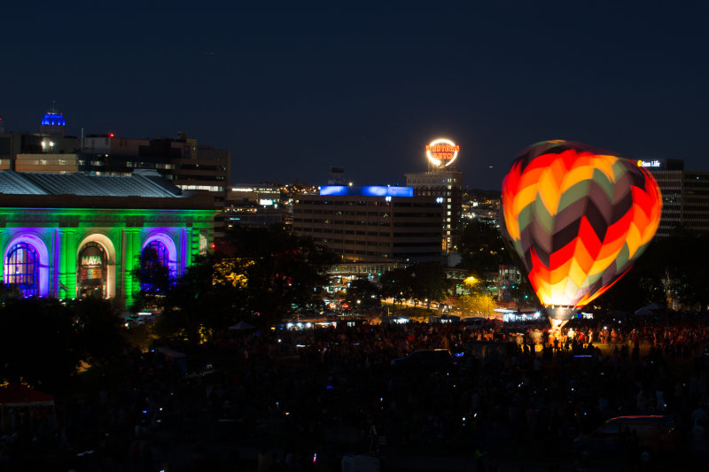 KC Balloon Glow 2022