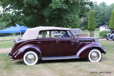 1937 Ford DeLuxe Phaeton