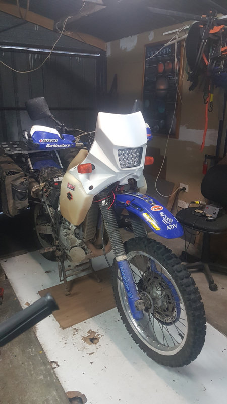 Safari Fairing and Spotlight Bar