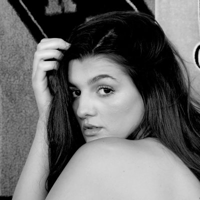 s696BW.jpg