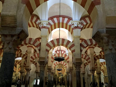 Mesquita Columns