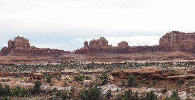 Panorama (best viewed in Original size) - Needles district of Canyonlands NP (including Wooden Shoes Arch)