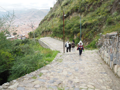 Continuing the climb to Sacsayhuaman