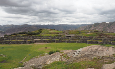 The walls of the fort and the king's throne at Sacsayhuaman