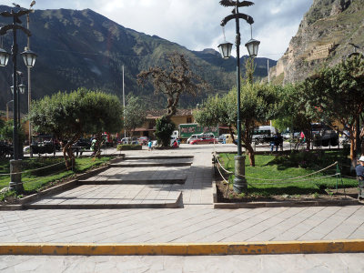 Plaza de Armas, Ollantaytambo