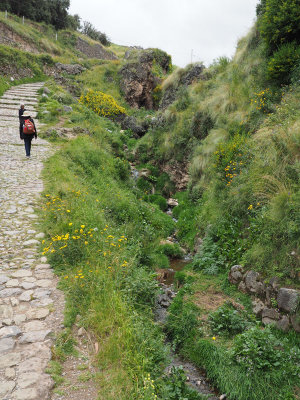 Continuing the climb to Sacsayhuaman