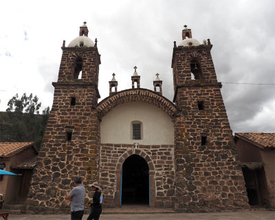 Another view of the church at Raqch'i