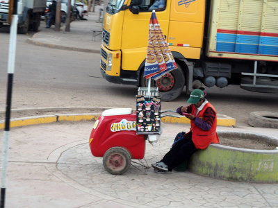 An ice cream cart in Juliaca, Peru
