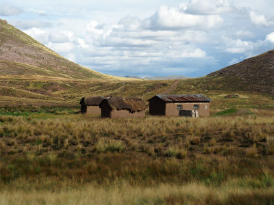 Signs of habitation on the Altiplano (High Plains) of Peru