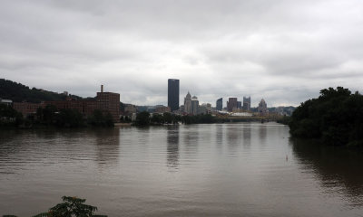 Downtown Pittsburgh from near Washington's Landing