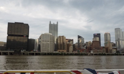 A Pittsburgh skyline from our boat