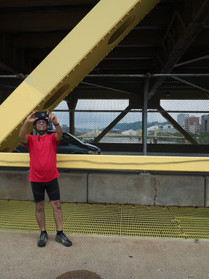 On the Duquesne Bridge