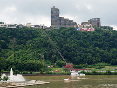 The Duquesne Incline from the Duquesne Bridge