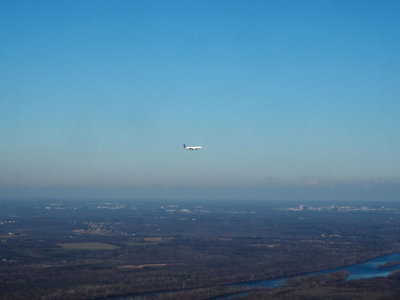 Descent for landing on a parallel runway at IAD