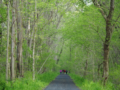 April 25th - Setting out on the trail from Nolands Ferry