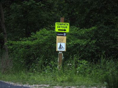 Sign for the detour on the trail