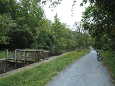 Lock 27 and bicycle