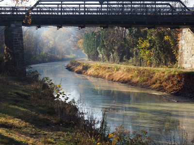 The canal early in the morning