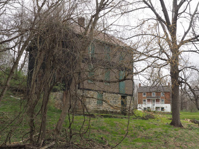 Ruins and the lock house at Four Locks