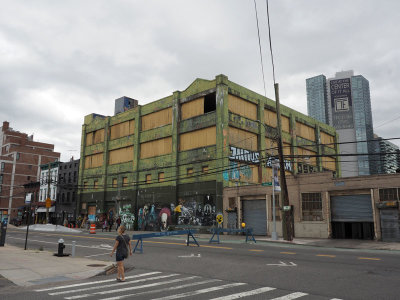 Older, most likely abandoned, building in Long Island City